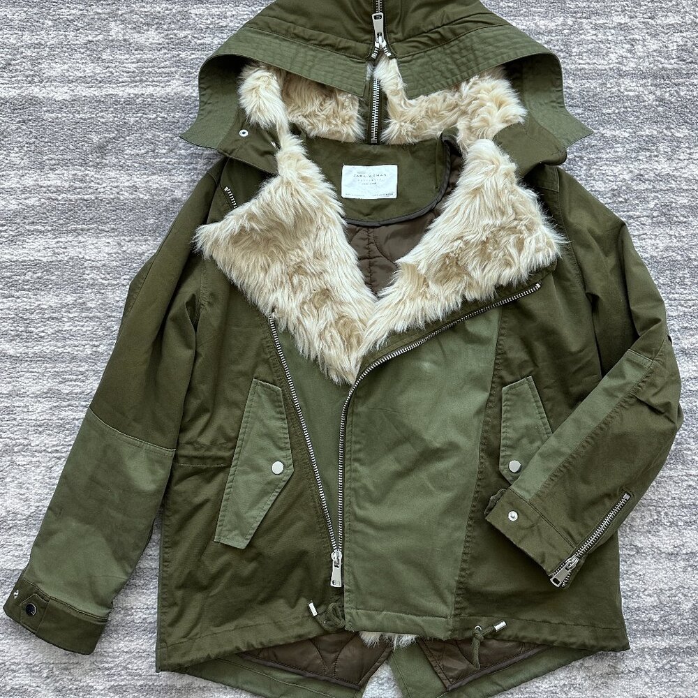 Zara Woman Forest Green Coat with Faux Fur Hood & Lapel